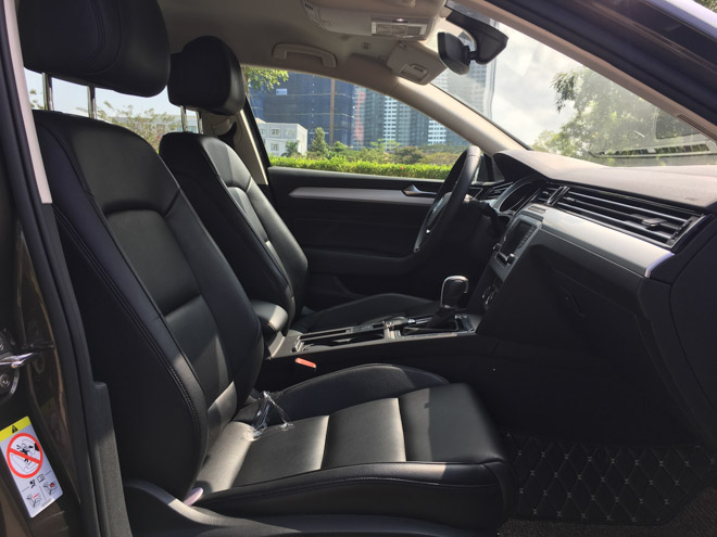 Soi chi tiết Volkswagen Passat 2018 giá 1,4 tỷ đồng: Đối thủ Toyota Camry Soi chi tiết Volkswagen Passat 2018 giá 1,4 tỷ đồng: Đối thủ Toyota Camry